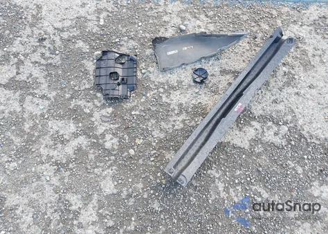 2018 Toyota Prius Two from USA, damaged, VIN JTDKBRFUXJ3067447